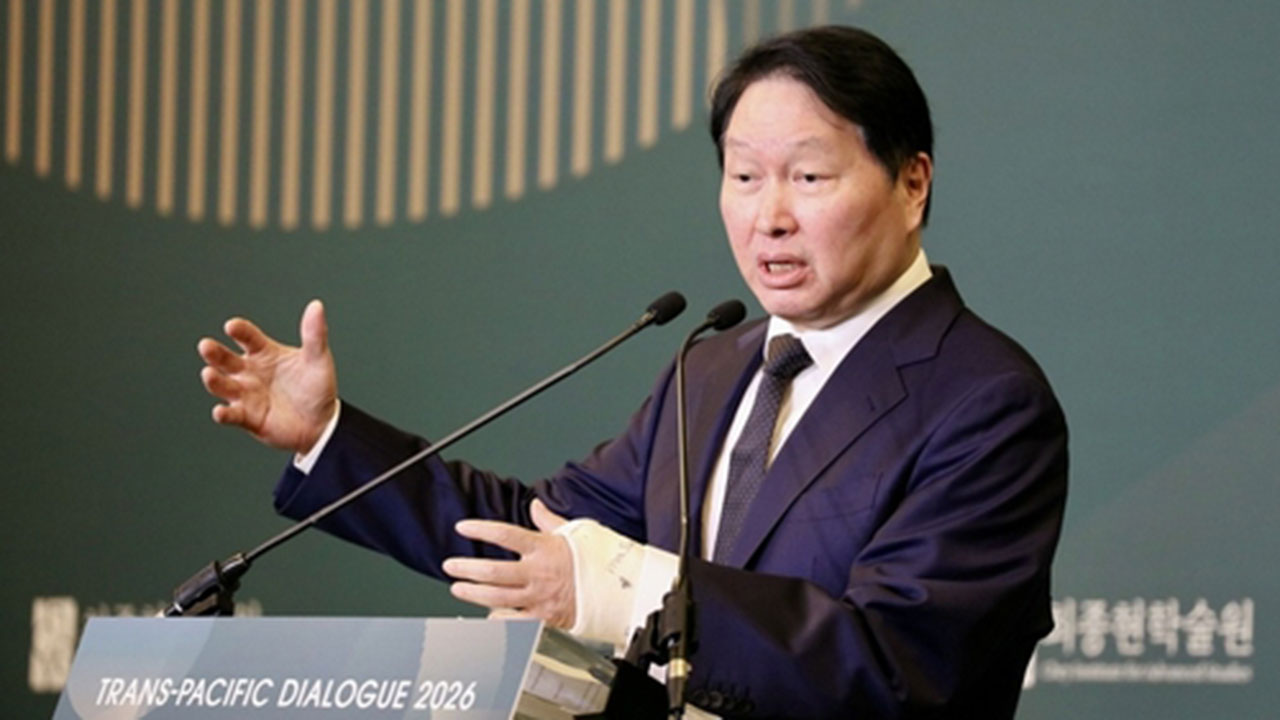 최태원 "'AI 괴물칩' HBM 생산량 늘려야‥신 에너지원 필요"