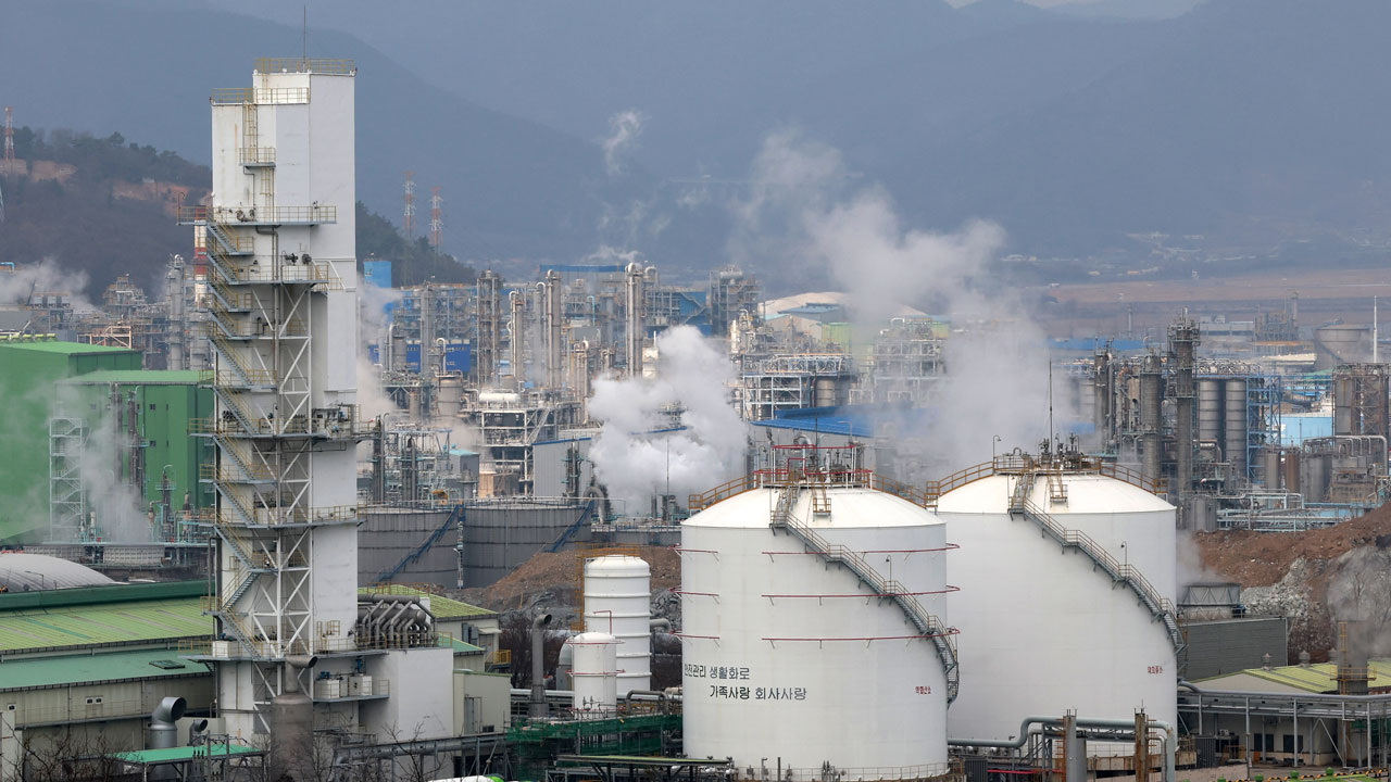 정부, 오늘부터 나프타 수출 전면 금지‥"내수로 전환"