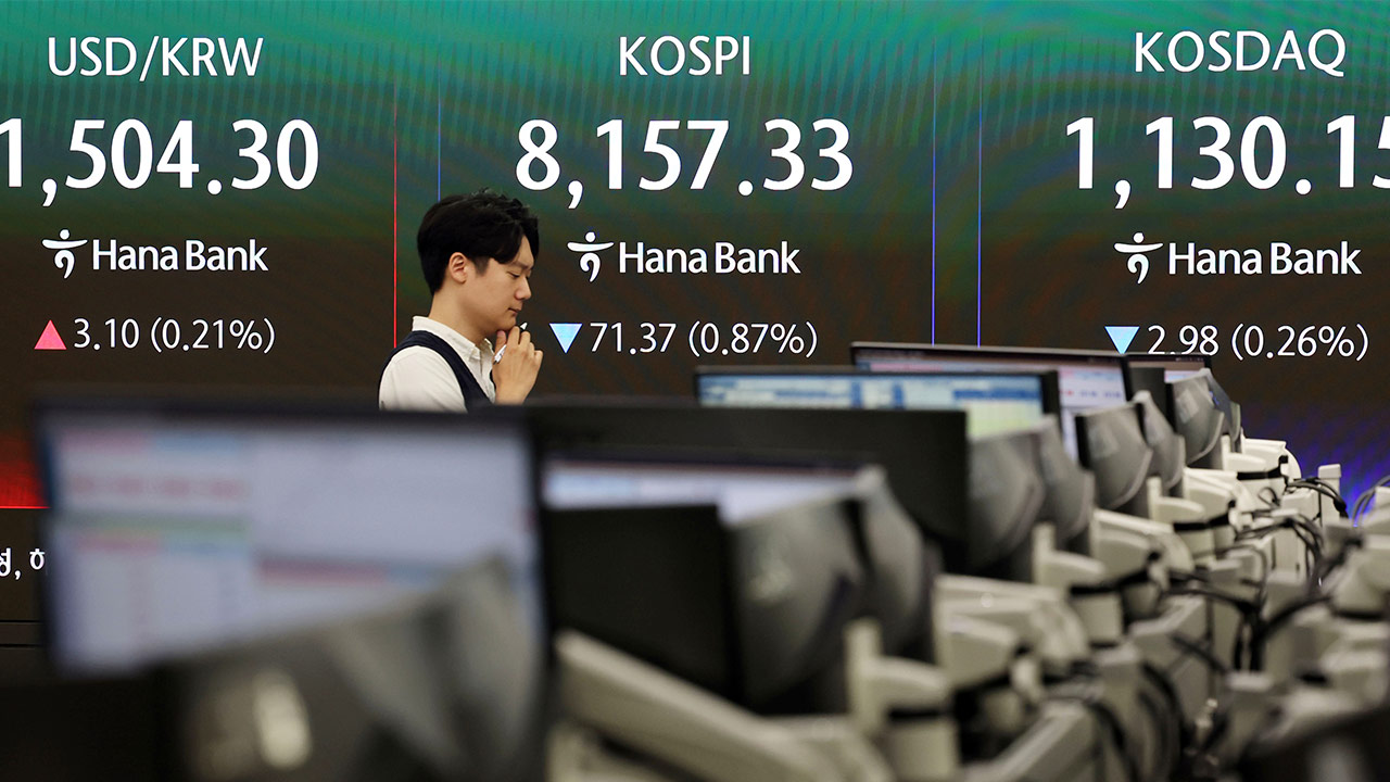 코스피 8,165로 약세 출발‥반도체 랠리 다음날 차익실현