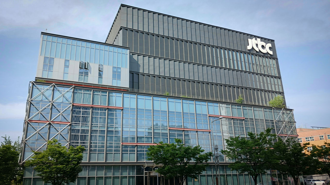 JTBC 회생절차 신청한 뒤 신용등급 'D'로 더 떨어져‥"회생신청 고려"