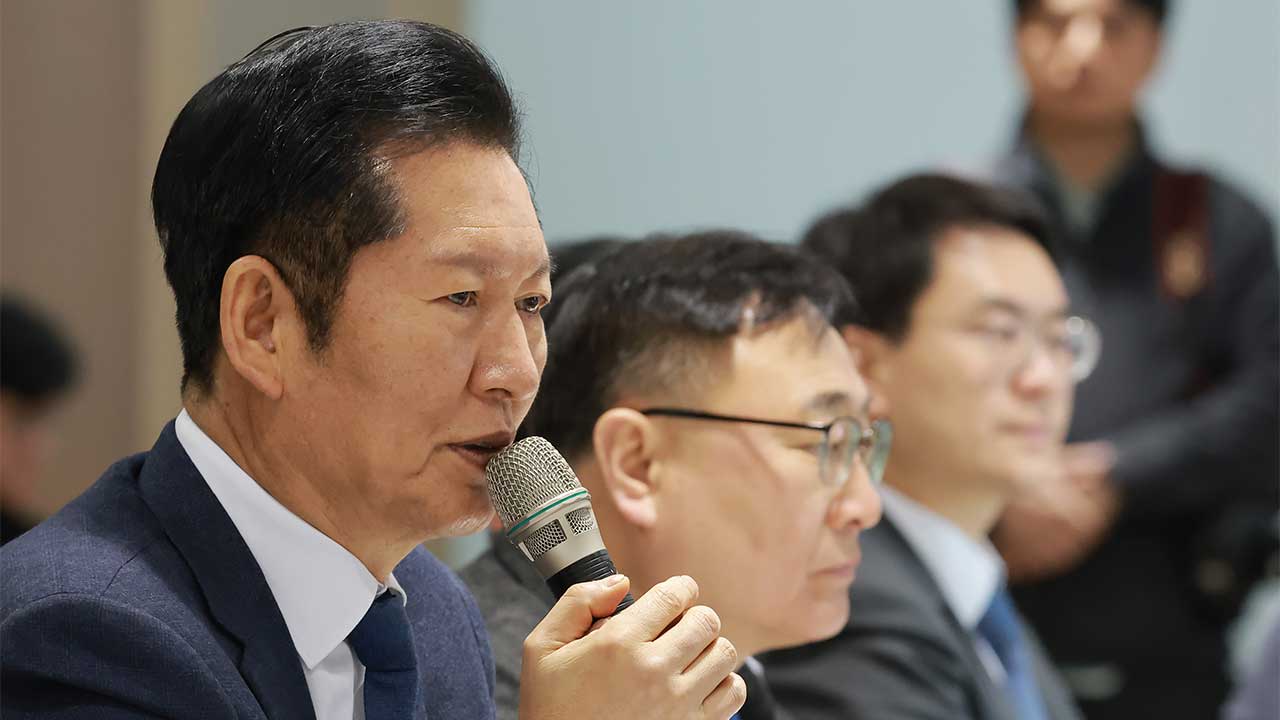 민주당 "대통령 만찬에서 합당과 관련한 발언 없었어"