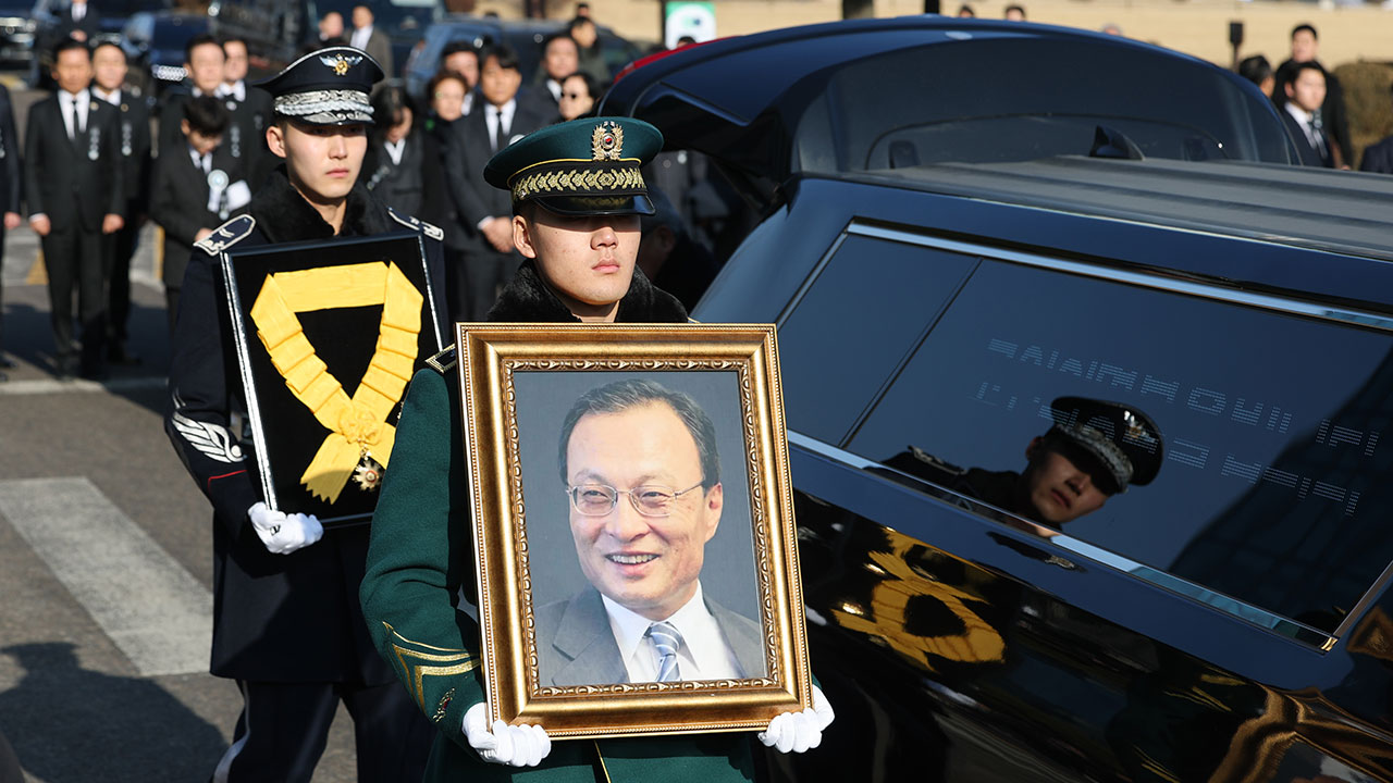 이해찬 전 총리 발인 오늘 엄수‥영결식 치르고 은하수공원에 안장
