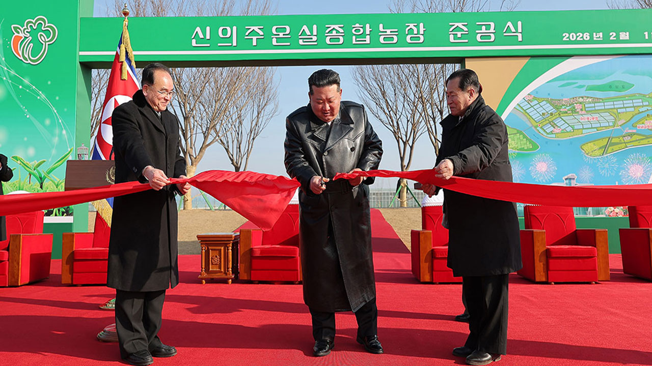 북한, '대형 수해' 신의주에 대규모 온실농장 준공‥"대단한 변혁"