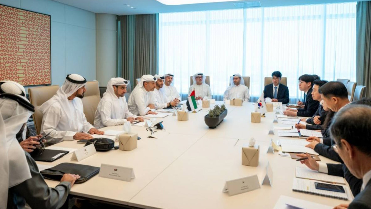 강훈식 "UAE 대통령에 이 대통령 친서 전달‥'형제 칼둔'에 두쫀쿠 선물"