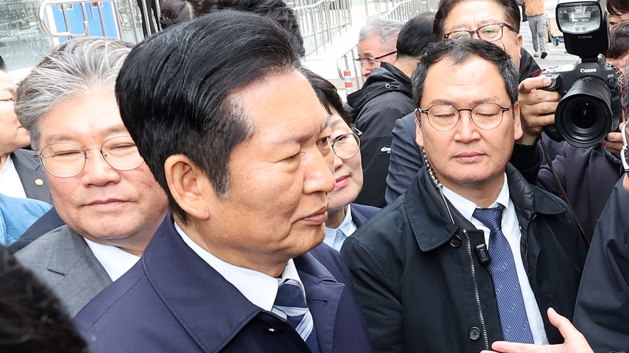 정청래, 당내 조희대 탄핵론에 "공식 의견 아니나 의원들 의지 강해"