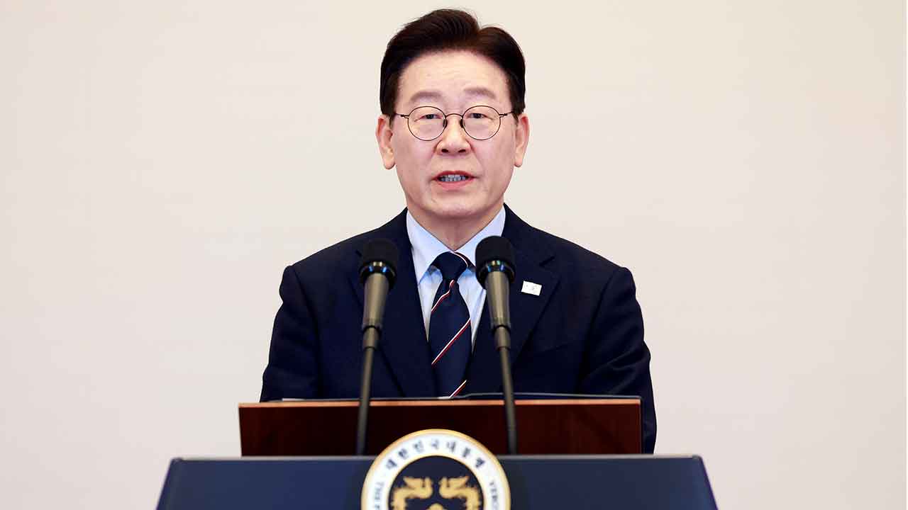 이 대통령, '3·8 세계여성의날' 맞아 "차이가 차별이 되지 않는 사회 만들 것"