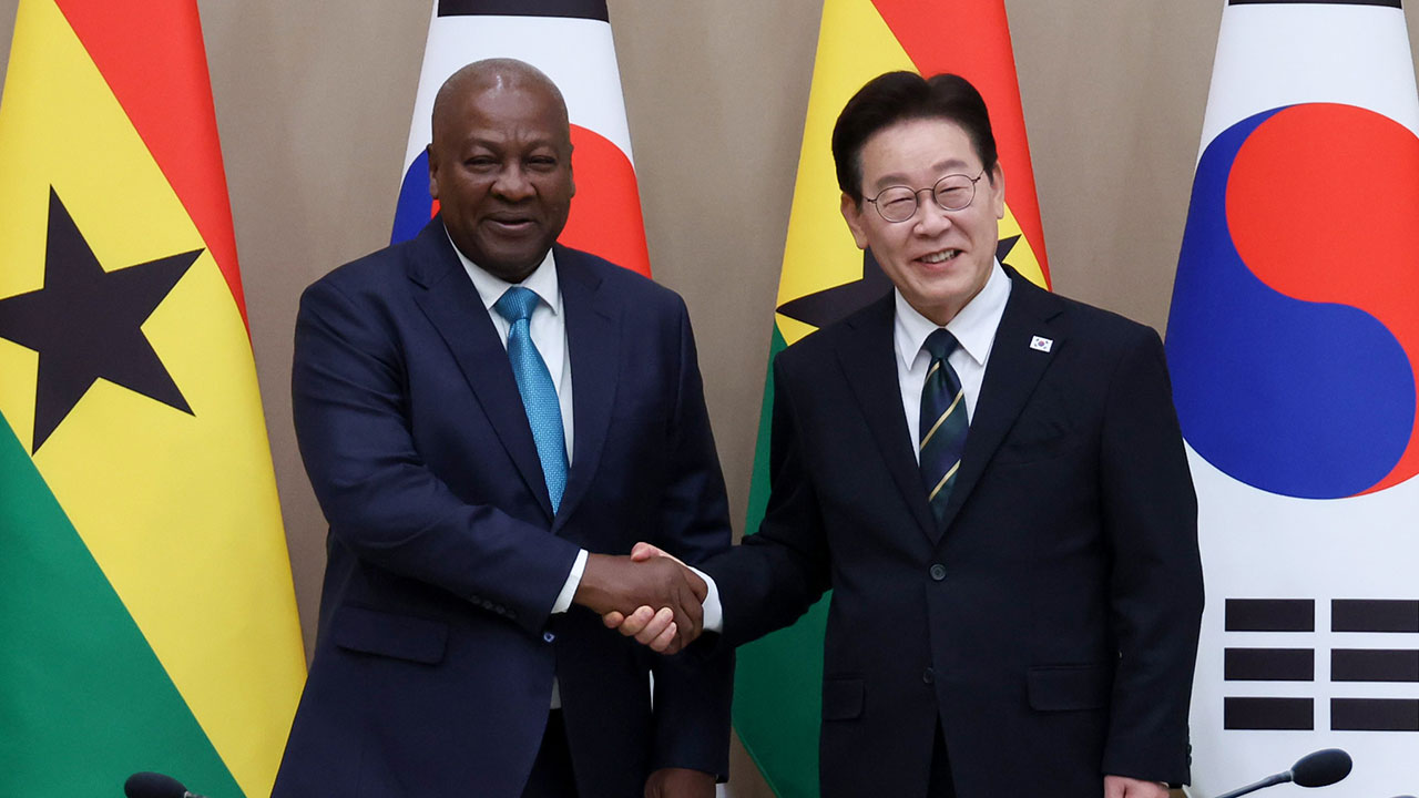 이 대통령, 한-가나 정상회담‥"아프리카 진출 교두보‥회담 계기로 양국 협력 강화"