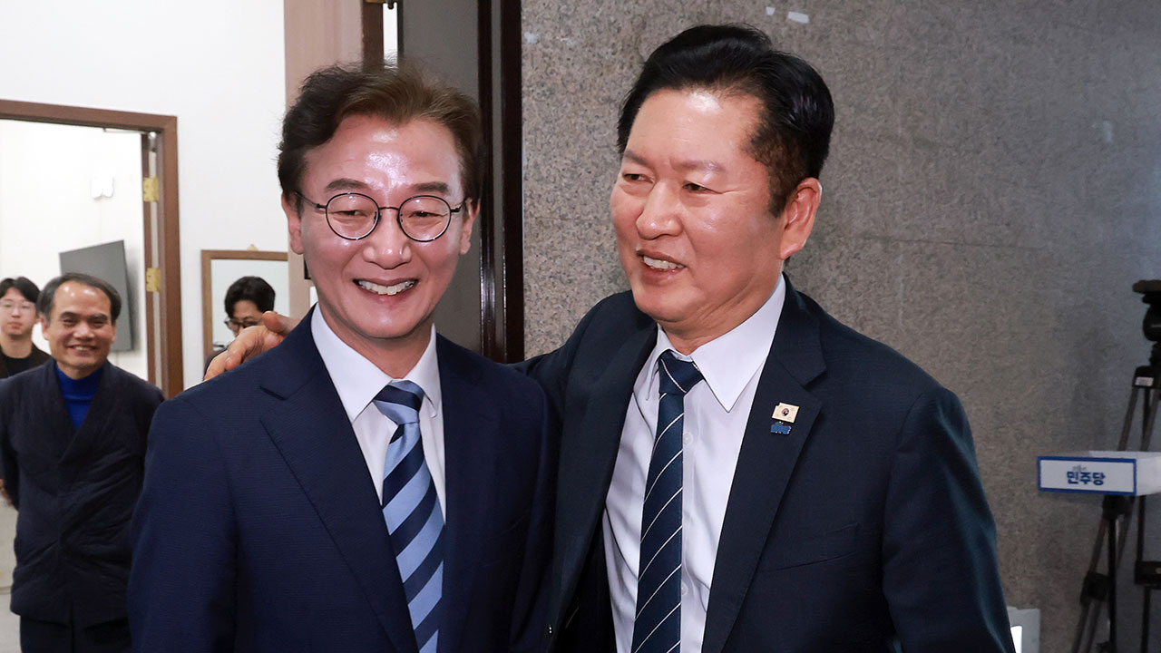 정청래, 전재수 만나 "지방선거 명운 달려"‥"내 지역구엔 하정우"