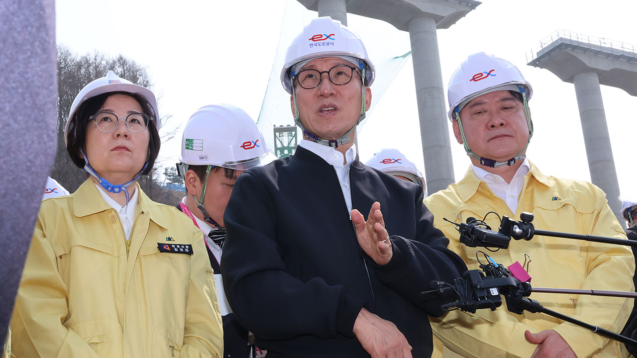 김 총리, 세종-안성 고속도 붕괴 1년 현장 찾아‥사후관리 점검