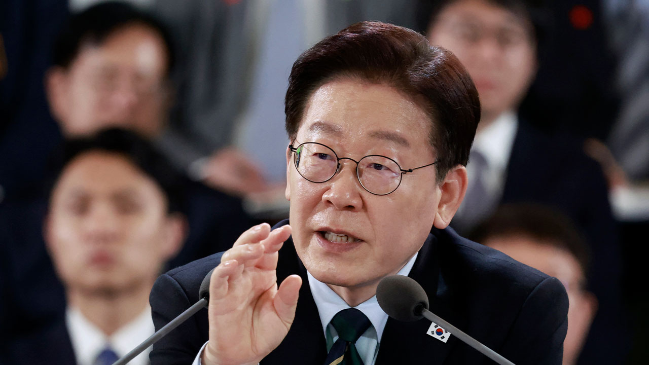 이 대통령 "국가폭력 범죄 재발 않도록 공소시효 폐지할 것‥배상도 해야"