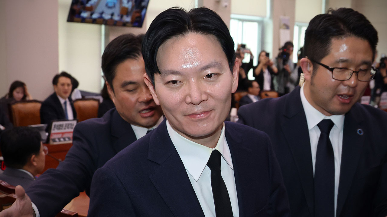 박상용 검사, 국정조사 증인선서 또 거부하다 퇴장당해