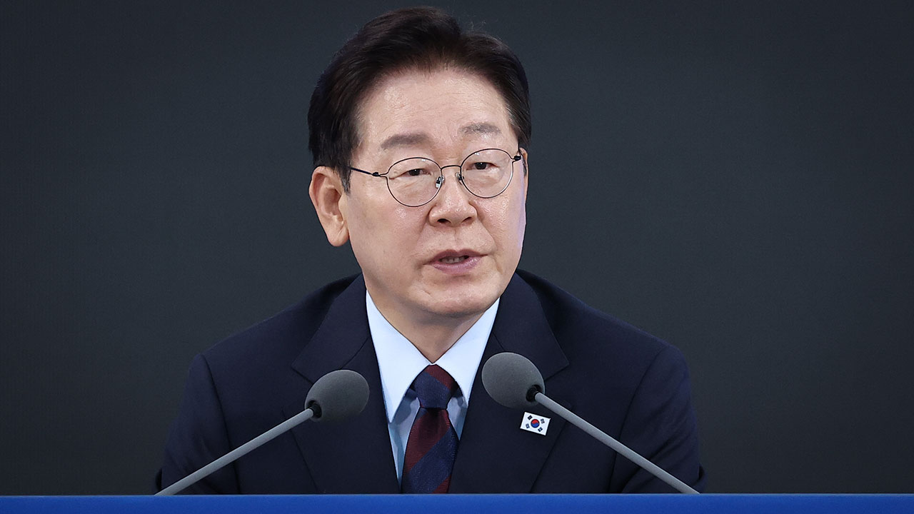 이 대통령, '서소문 고가 철거현장' 붕괴에 "사고 수습, 원인 조사에 만전"