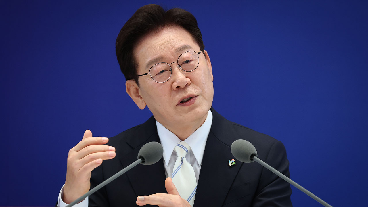 이 대통령 "부동산 세제 등 7월 정리‥전세 감소는 정상화 과정"