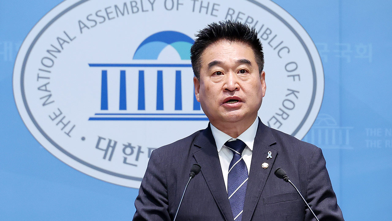 최혁진, 민주당 복당 선언‥"대통령 흔드는 세력과 전면전할 것"