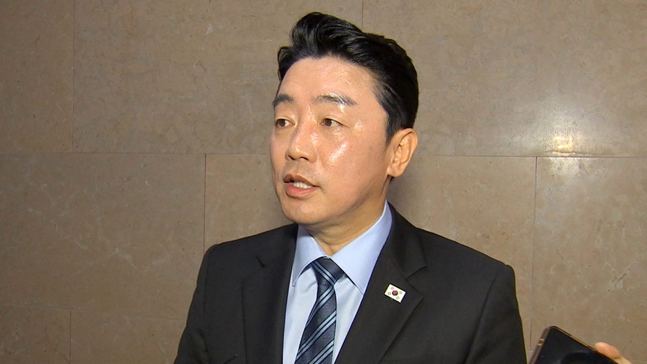 강훈식, 환송행사 정청래 불참에 "부실투표에 입법부 역할 할 때"