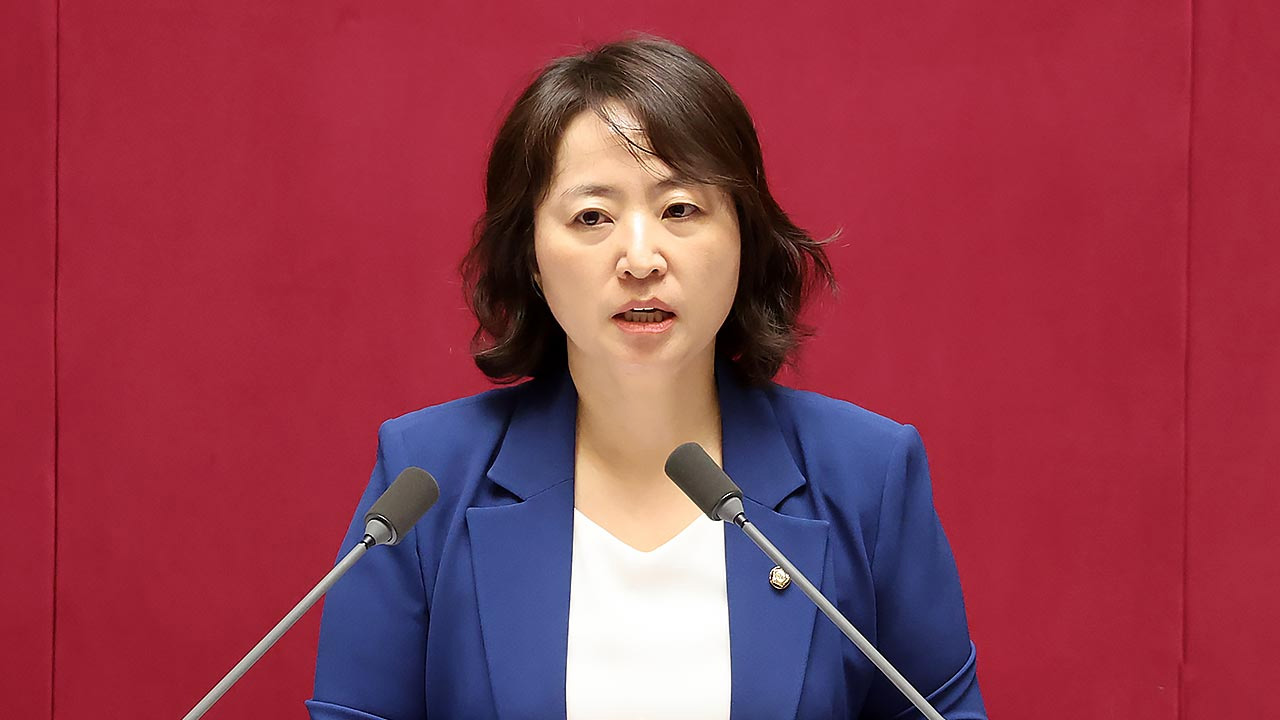 법무부 검찰위 발족에 與 "조작기소 바로잡아야" 野 "공소취소 명분 쌓기"
