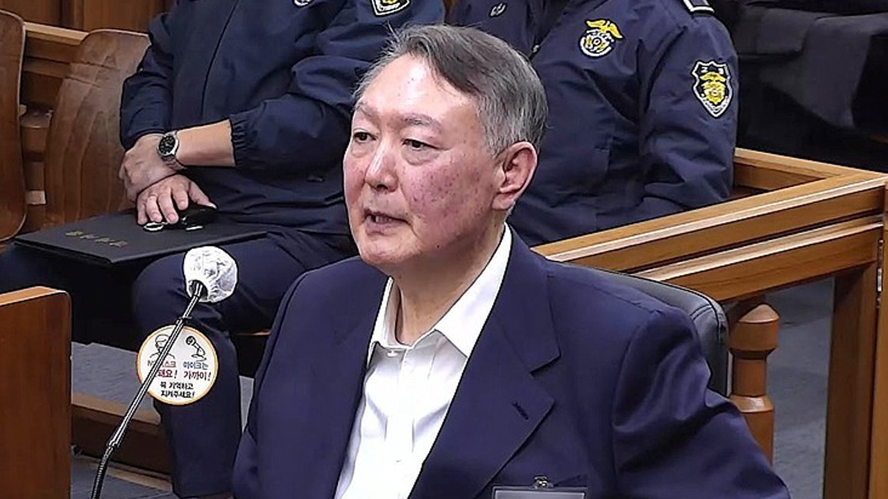 尹 내란 결심 공판 시작‥"내란몰이 피해자" "헌재도 계엄 이유 인정"