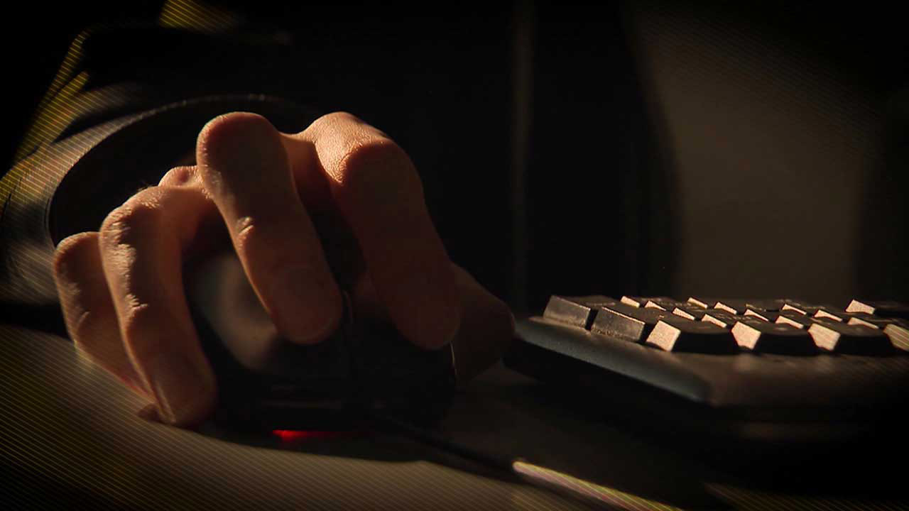 '13차례 폭파 협박글' 고교생 첫 재판서 "공범 있다"