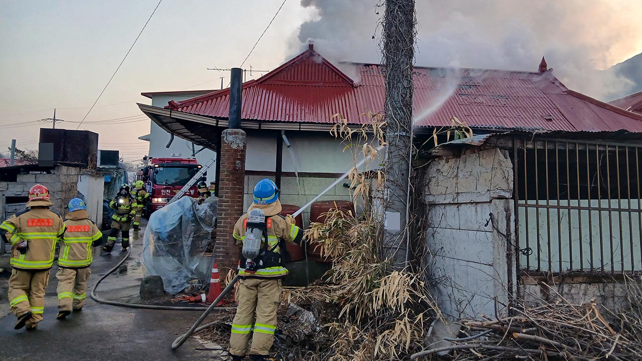인천 강화 단독주택서 불‥70대 여성 2도 화상