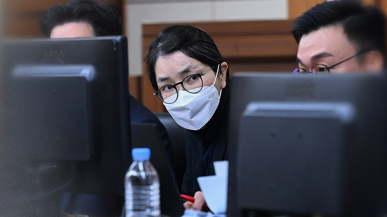 특검, 김건희 2심도 징역 15년 구형 "민주주의 훼손"