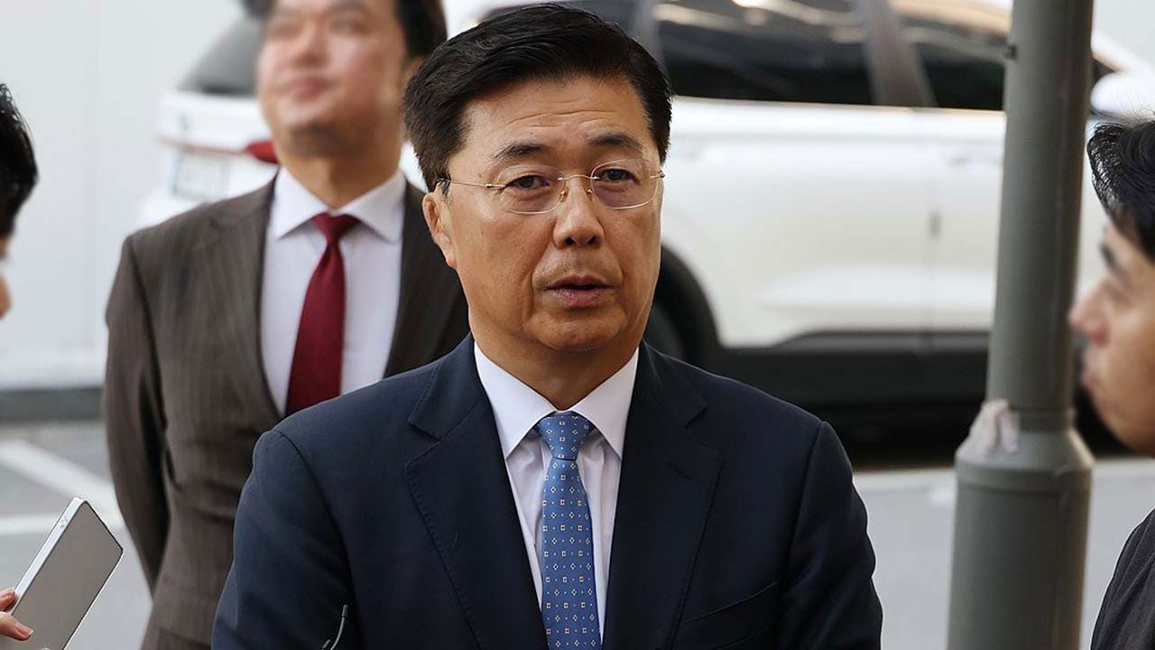 홍장원 전 국정원 1차장, 종합특검 두 번째 조사 출석