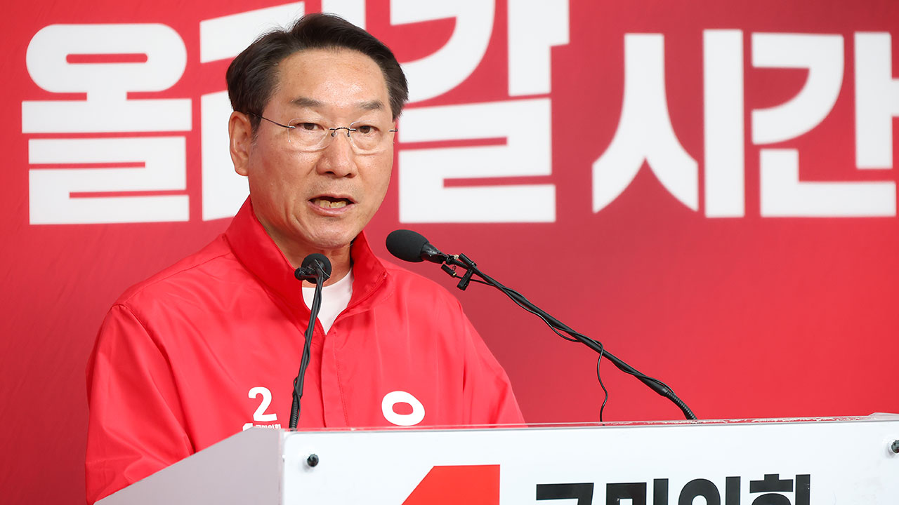 '공직선거법 위반' 유정복 인천시장, 재판 첫 출석‥혐의 부인