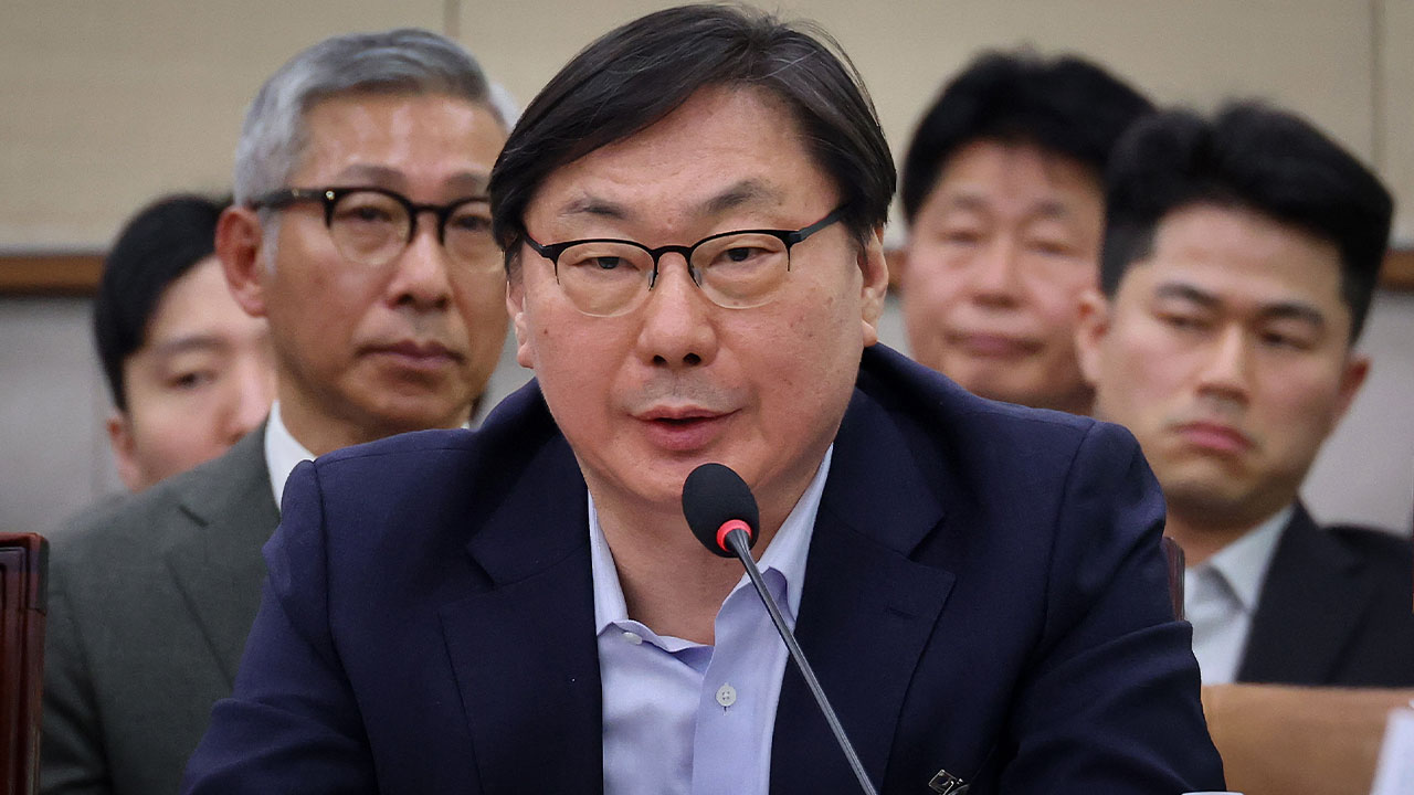 이화영 국민참여재판, '연어 술파티 의혹' 관련자들 진술 계속 엇갈려