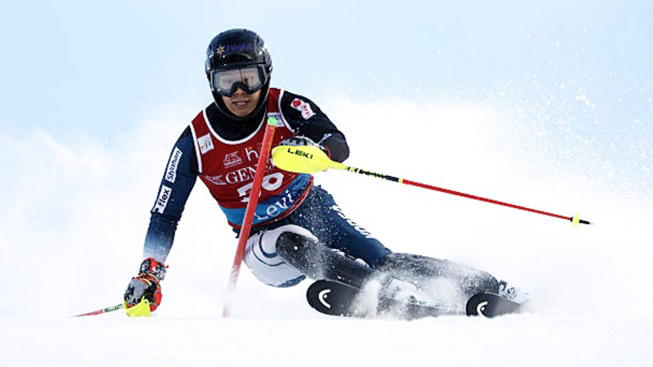 올림픽 앞둔 알파인 스키 정동현, 극동컵 남자 회전 우승