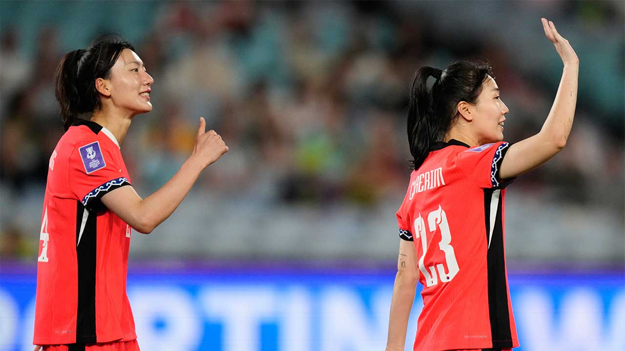 여자축구 대표팀, 우즈베키스탄에 6-0완승‥아시안컵 4강