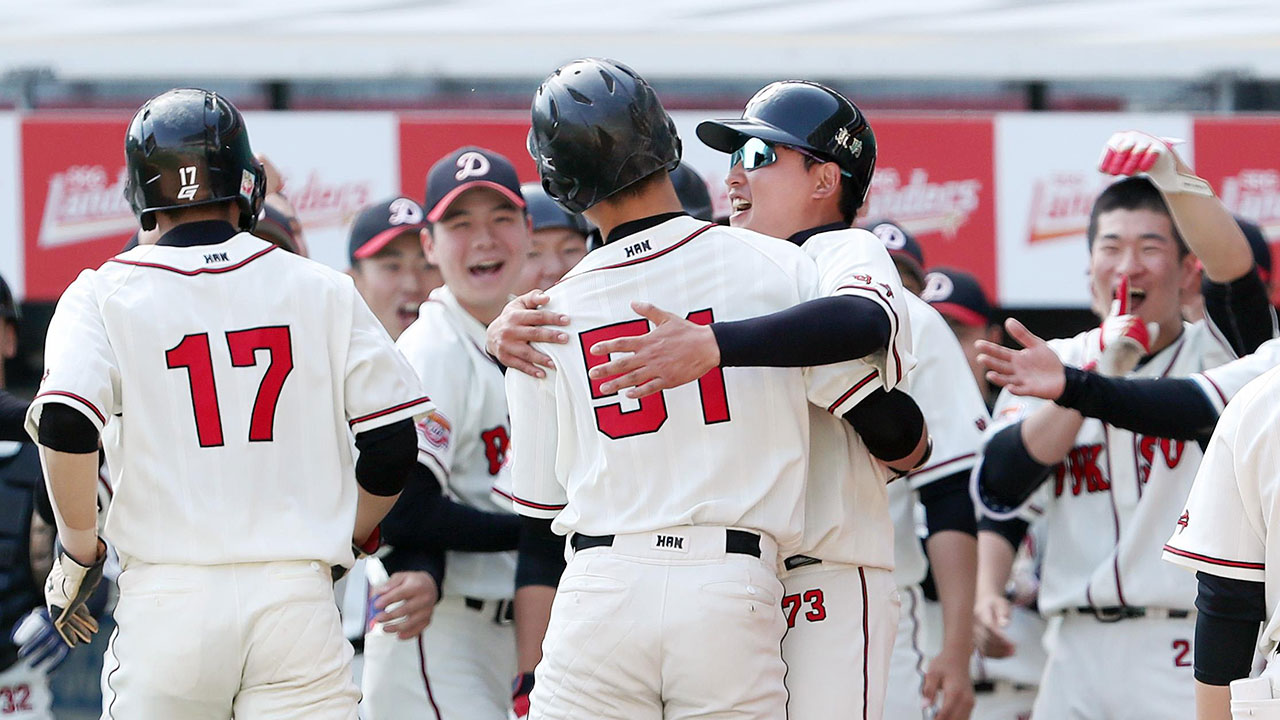 '고교 최대어' 엄준상 앞세운 덕수고 결승행‥야탑고와 우승 다툰다