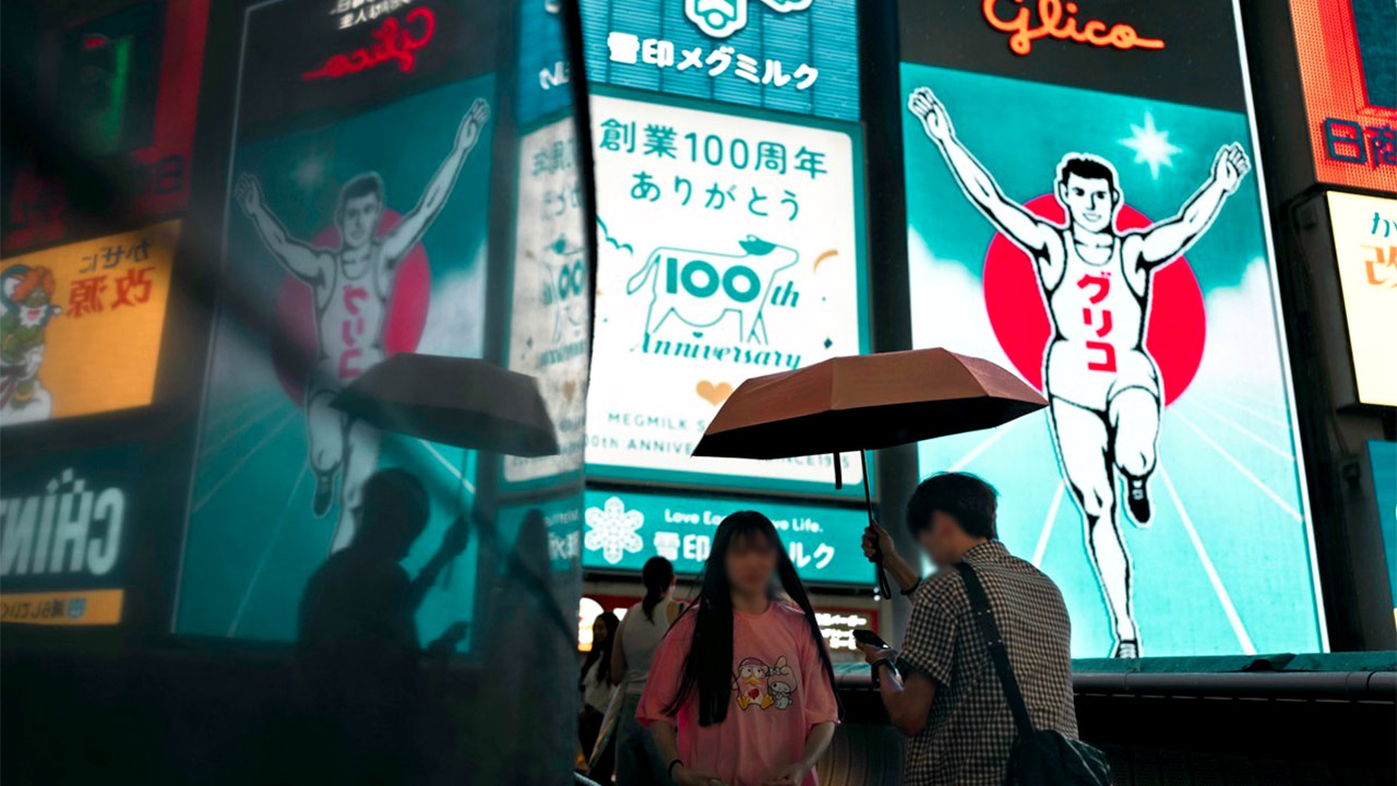 일본 오사카 도톤보리에서 흉기 난동으로 10대 1명 사망 2명 부상