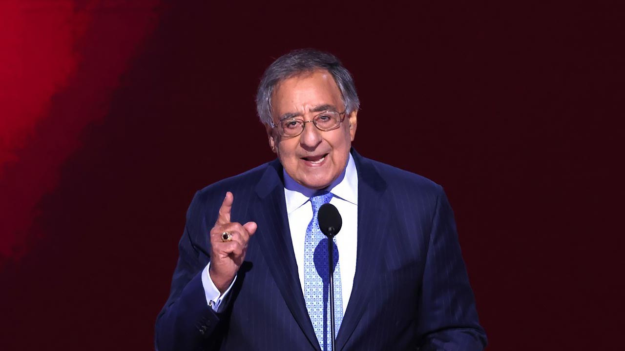 파네타 전 미국 국방장관 "트럼프 진퇴양난 자업자득"