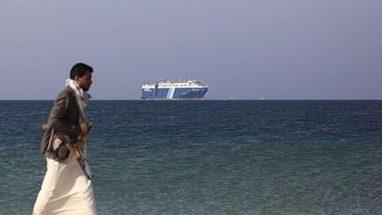 후티 반군 "홍해 입구 '바브엘만데브 해협' 봉쇄 검토 중"