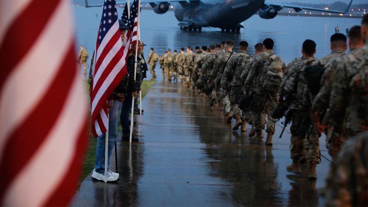 미 82공수사단 수천 명 중동 도착‥지상전 대비 병력 증강 고조