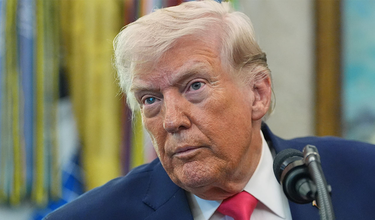 "트럼프, 비협조 나토회원국 미군 빼 협조 회원국 이동 검토"