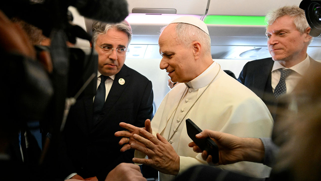 교황 "누구를 공격할 뜻 없어‥트럼프 행정부 두렵지 않아"