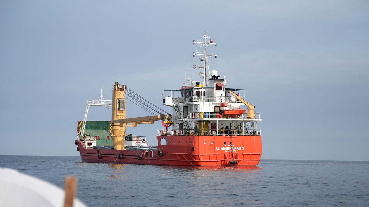 "이란, 호르무즈 개방안 제시‥오만 영해 통항 시 공격 자제"