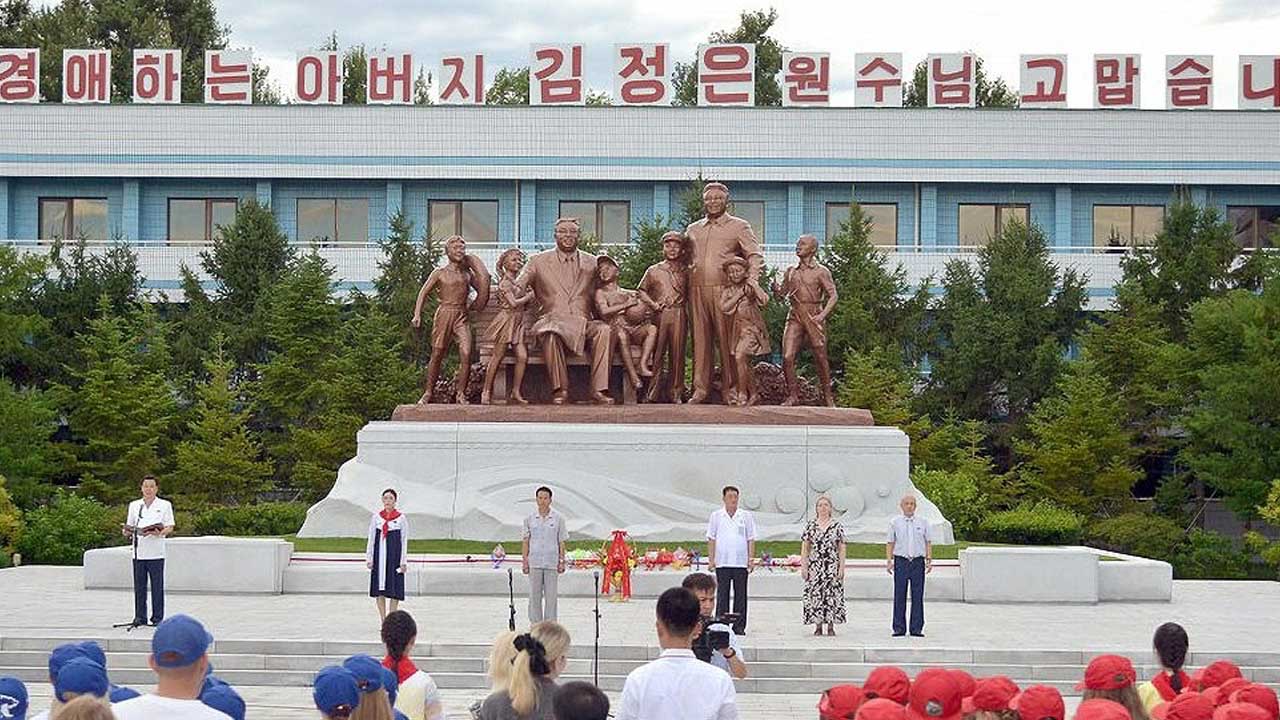 영국, 北송도원 야영소 제재‥"우크라 아동 강제이송 관여"