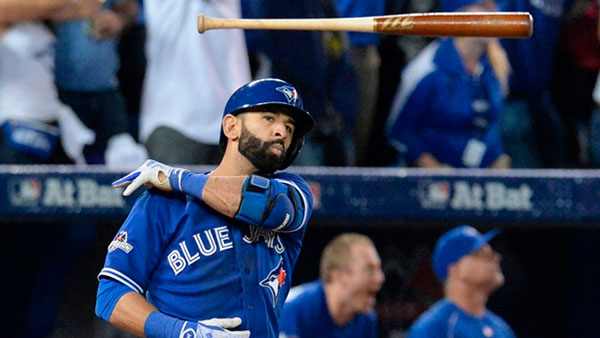 가장 화제였던 바티스타의 배트 플립