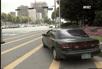 카메라 출동도로가 술집 주차장한남대교 남단 교차로강남 삼성역 교차로 불법주차이진호