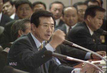 총격 요청 국세청 대선자금으로 국감 정회거듭최기화조동엽