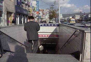 한국의 잠롱 오성수 전 성남시장 뇌물혐의로 구속박상후