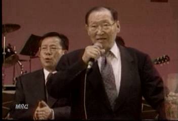 북한 방북한 정주영 회장 환대 김정일 선물 보석그림 전달양찬승