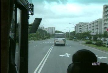 평양 상봉단 50년만에 고향의 냉면 맛 봐문소현