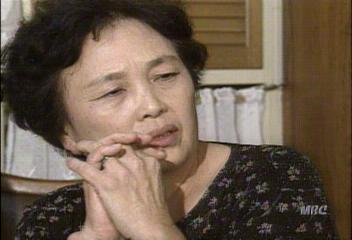 재일동포들 이산가족 상봉에 눈시울 적셔배대윤