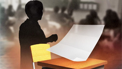 "왕따 주도했다 쓰라" 진술 강요 교사 기소성추행 혐의도