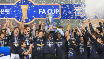 스포츠투데이 성남FC 시민 구단 전환 첫해 만에 우승 차지