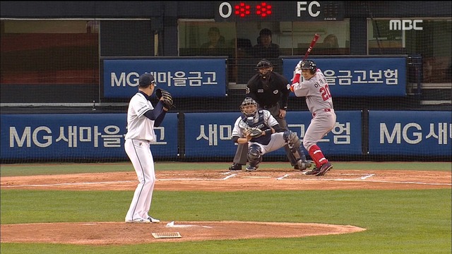 두산 SK 상대 호수비 열전명품수비 vs 홈런군단