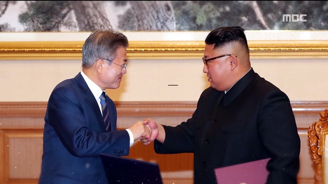 영상 서명박수"동창리 폐쇄""서울 가겠다"