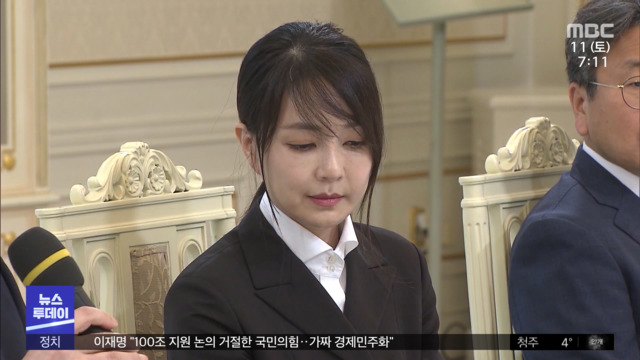 "김건희 당장 나와야" vs "국모 선거는 아니잖나"